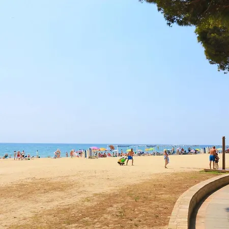 Litoral Costa Dorada - Playmar Only Families Apartamento *